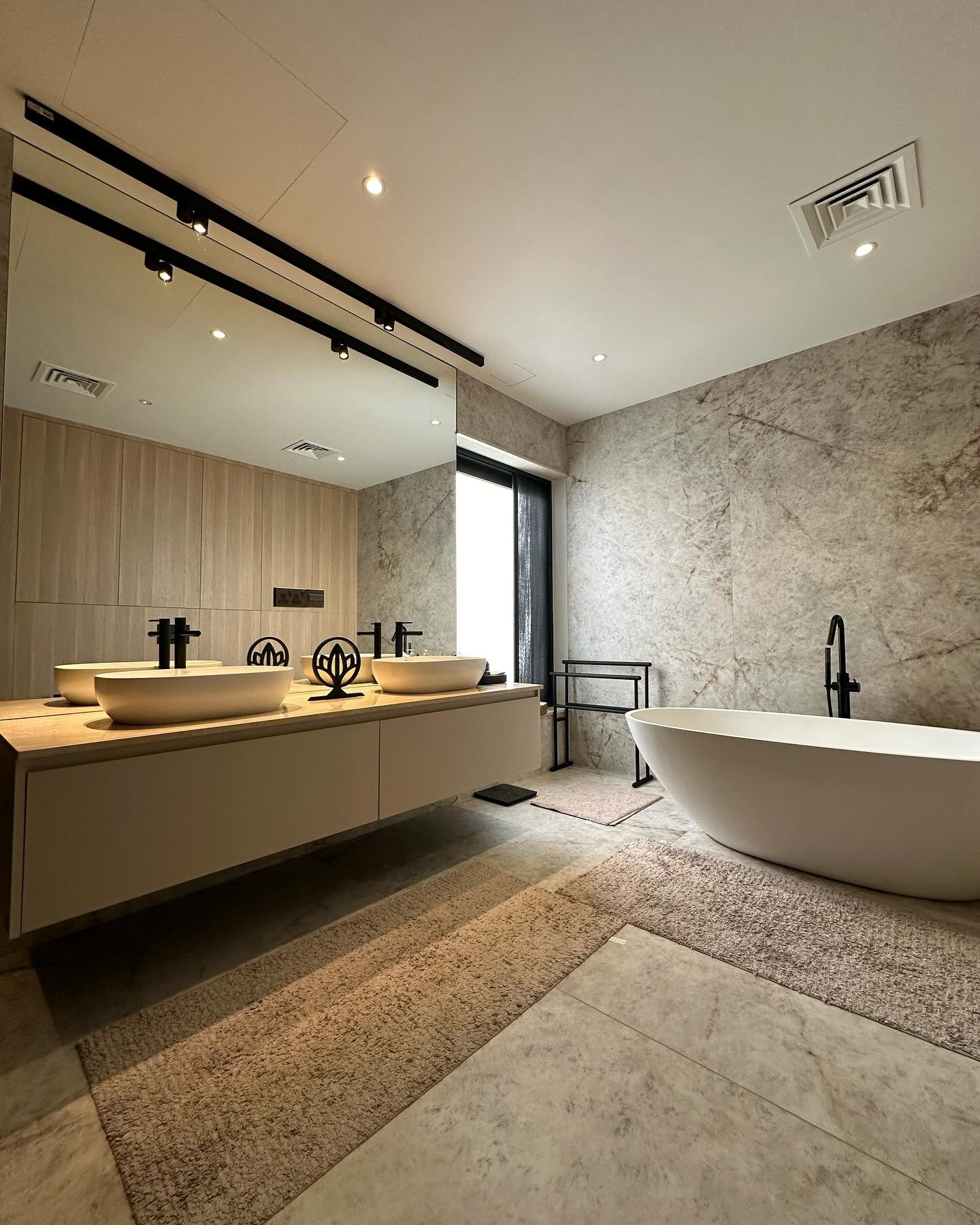 Bathroom Marble Countertops - Image 4